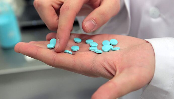 Prendre un médicament pour améliorer la puissance